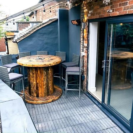 4 Bedroom - Sleep 9 Home In Cheadle Staffordshire - Alton Towers Polar Express Dimmingsdale Peak District Trentham Gardens Water World Eksteriør bilde